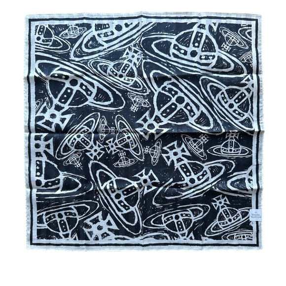 NWT Vivienne Westwood Red and White Handkerchief Bandana Ascot Pocket Square Set - Picture 5 of 8